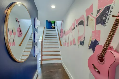 Entry Way - 3802 Hutson Ave # D, Nashville, TN 37216 photo 1 of 1