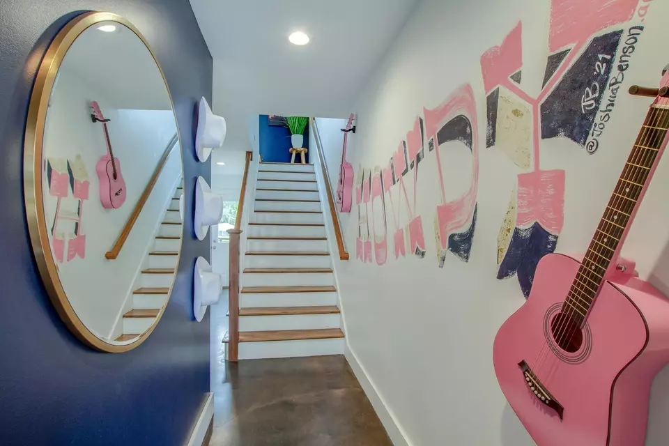 Entry Way - 3802 Hutson Ave # D, Nashville, TN 37216 photo 1 of 1