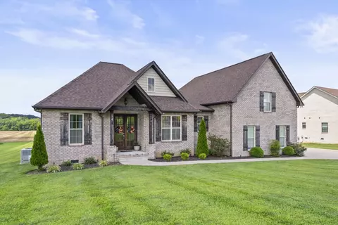267 Aplin Branch Rd, Cottontown, TN 37048