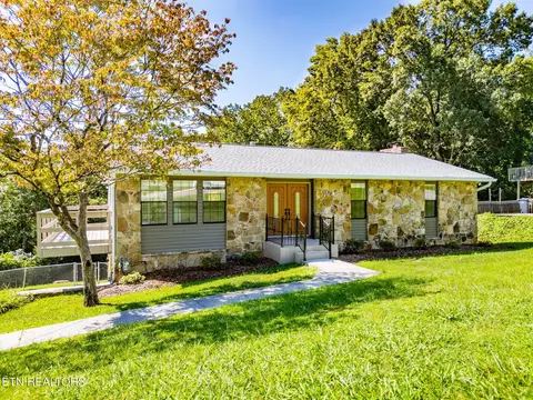 4804 Farland Dr, Knoxville, TN 37909