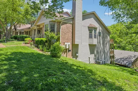 804 Beazer Ln, Antioch, TN 37013