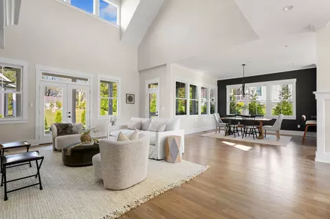 100 N Poole St, Ashland City, TN 37015