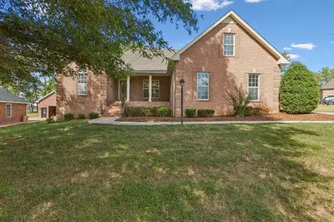 277 Chipaway Dr, Gallatin, TN 37066
