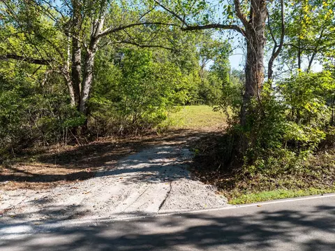 0 Old County House Rd, Charlotte, TN 37036