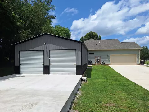 1908 Lucille St, Lebanon, TN 37087