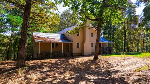 234 Bazzie Dock Rd, Dover, TN 37058