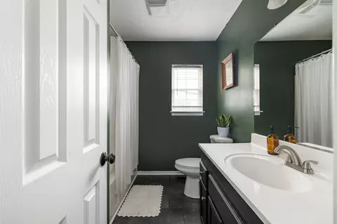 Bath - 335 Maple St, Madison, TN 37115 photo 1 of 3
