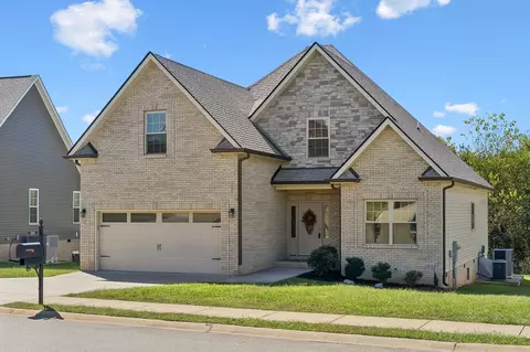 216 Bluebriar Trce, Clarksville, TN 37043