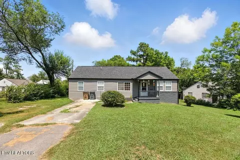 2021 Saxton Ave, Knoxville, TN 37915