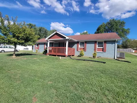 227 Grandview Dr, Old Hickory, TN 37138