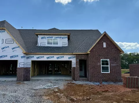 121 Yuma Ln, White House, TN 37188