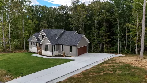 Exterior - 490 Moonlight Ln, Jasper, TN 37347 photo 2 of 15