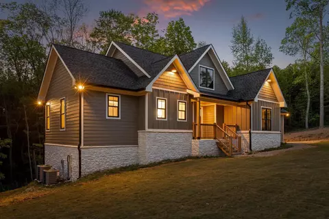 Exterior - 490 Moonlight Ln, Jasper, TN 37347 photo 4 of 15