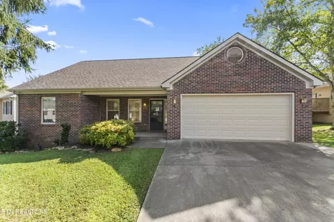 838 Claybrook Ct, Knoxville, TN 37923