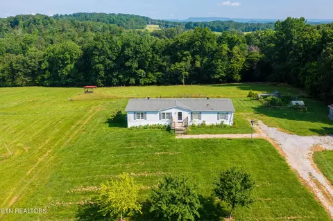 5441 Indian Ridge Rd, Rutledge, TN 37861