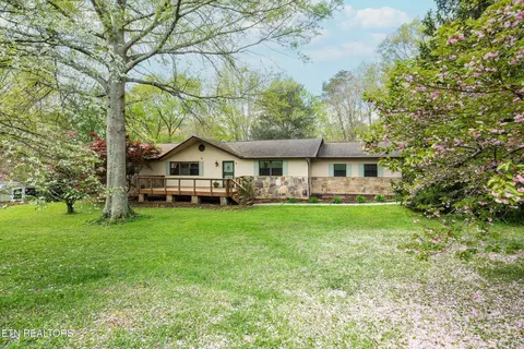 7625 Goddard Rd, Knoxville, TN 37920