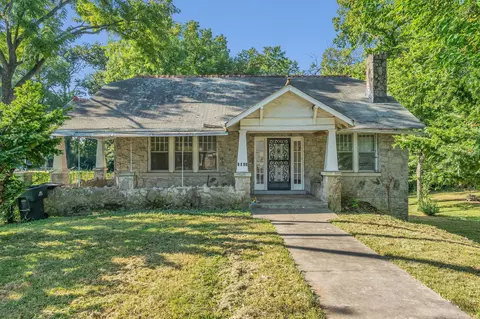 1517 Gale Ln, Nashville, TN 37212