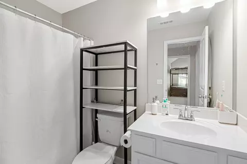 Bath - 353 Ruby Cate Way, Murfreesboro, TN 37128 photo 3 of 4