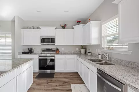 Kitchen - 353 Ruby Cate Way, Murfreesboro, TN 37128 photo 3 of 4