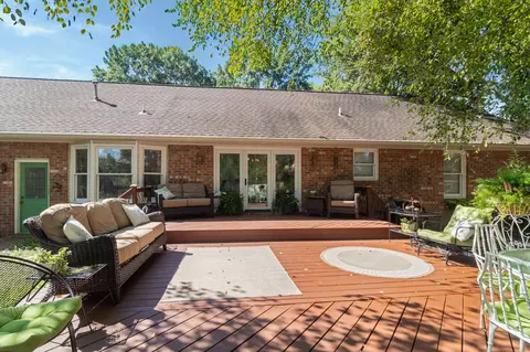 Exterior - 601 Gresham Ln, Murfreesboro, TN 37129 photo 10 of 15
