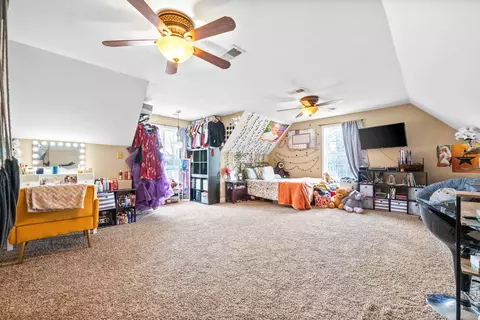 Bedroom - 121 Meadow Ln, Dover, TN 37058 photo 5 of 6