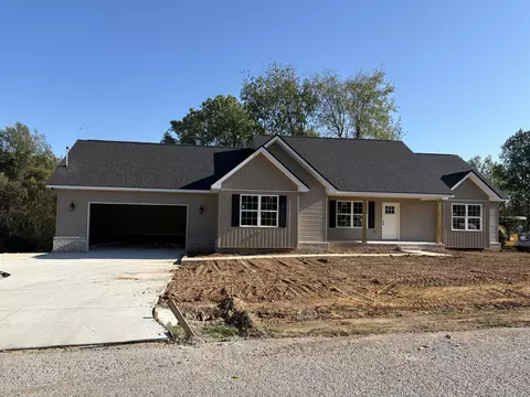 127 Crestview Dr, Lewisburg, TN 37091