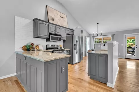 Kitchen - 1863 Devon Dr, Spring Hill, TN 37174 photo 1 of 3
