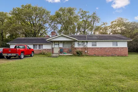 Exterior - 2147 Twin Oak Dr, Murfreesboro, TN 37130 photo 1 of 3