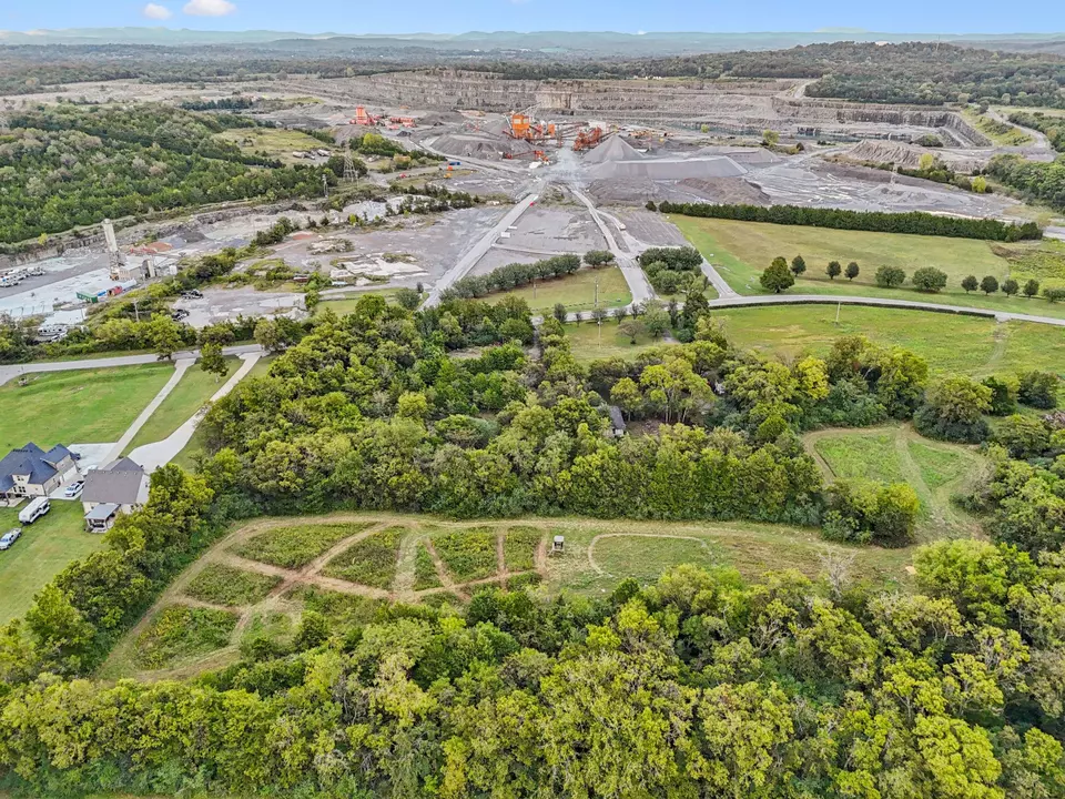 View/Area - 2147 Twin Oak Dr, Murfreesboro, TN 37130 photo 8 of 12