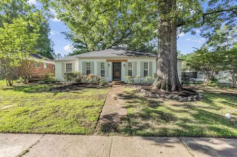 5829 W Fox Bend Cv, Memphis, TN 38115