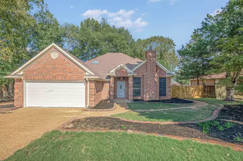 5406 Ross Rd, Memphis, TN 38141