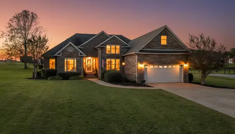 7 Elizabeth Cir, Fayetteville, TN 37334