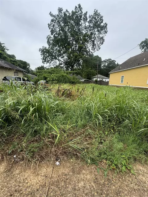 1952 Southern Ave, Memphis, TN 38114