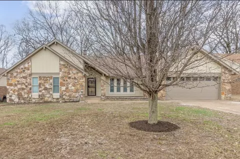 2179 Webbing Dr, Cordova, TN 38016