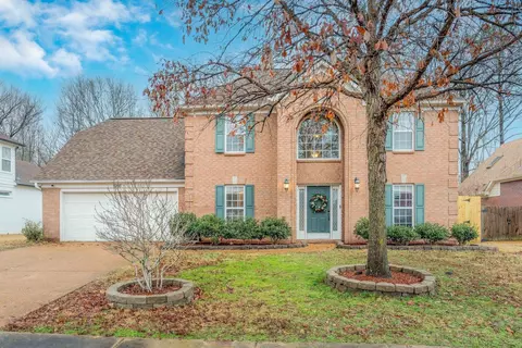 5166 Summer Mist Dr, Arlington, TN 38002