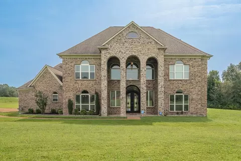 8250 Deadfall Rd, Millington, TN 38053