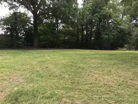 875 Alice Ave, Memphis, TN 38106
