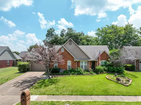 3864 Altruria Rd, Memphis, TN 38135