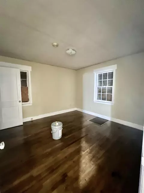 725 E Mckellar Ave, Memphis, TN 38106 photo 3