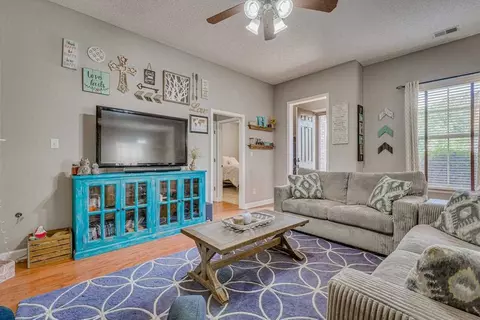 8238 Bartlett Gap Dr, Memphis, TN 38133 photo 3