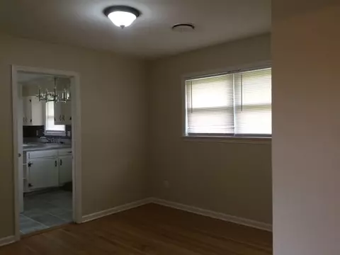 1046 E Holmes Rd, Memphis, TN 38116 photo 4