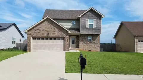 1035 Dwight Eisenhower Way, Clarksville, TN 37042