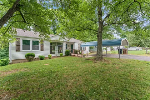 726 Cameo Dr, Nashville, TN 37211