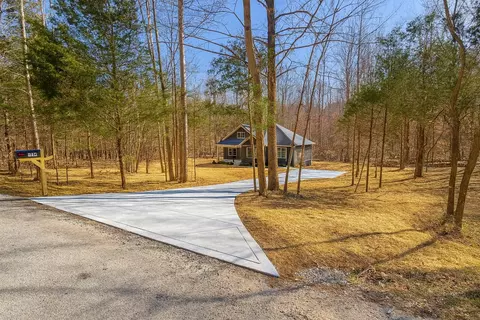 Exterior - 810 Lucas Rd, Dickson, TN 37055 photo 14 of 15