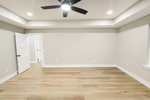 Bedroom - 810 Lucas Rd, Dickson, TN 37055 photo 4 of 6