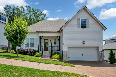 713 Summit Oaks Ct, Nashville, TN 37221