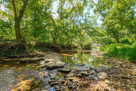268 S Ray Rd, Portland, TN 37148