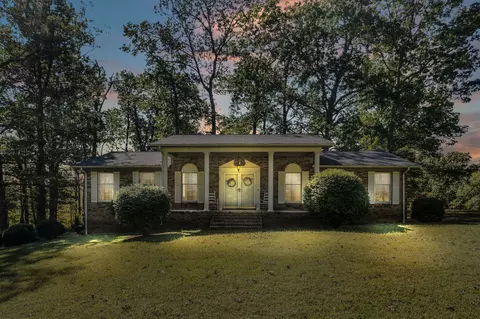 2089 Pettit Cove Rd, Quebeck, TN 38579