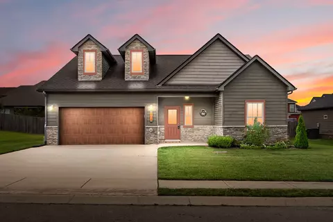404 Veronica Ct, Clarksville, TN 37043