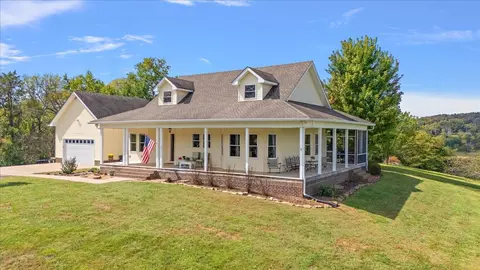 1070 Harris Branch Rd, Hartsville, TN 37074